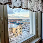 Lägenhet Beautiful With Seaview! 7th Floor Free Parking! *