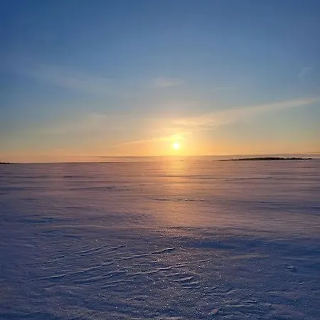 Beautiful With Seaview! 7th Floor Free Parking! Κέμι