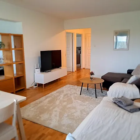Apartamento Beautiful With Seaview! 7th Floor Free Parking! Kemi