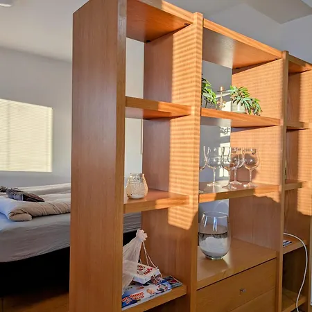 Beautiful With Seaview! 7th Floor Free Parking! Lägenhet *