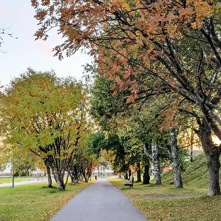 Apartment Beautiful With Seaview! 7th Floor Free Parking!