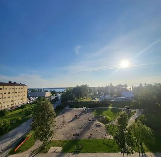 Beautiful With Seaview! 7th Floor Free Parking! Appartement Kemi