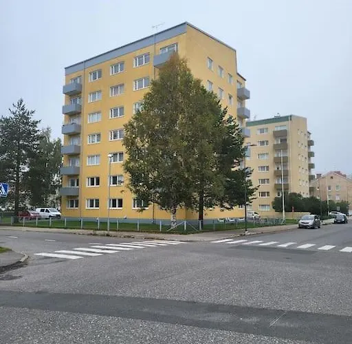 Beautiful With Seaview! 7th Floor Free Parking! Kemi