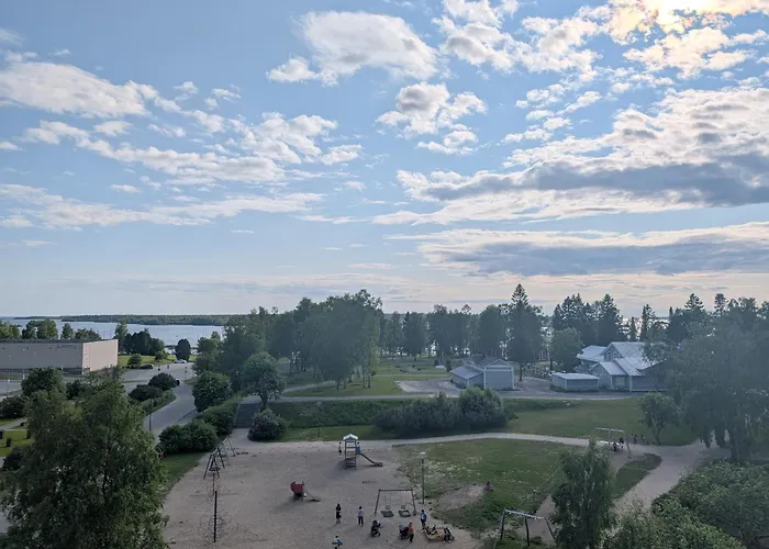 Beautiful With Seaview! 7th Floor Free Parking! Кеми