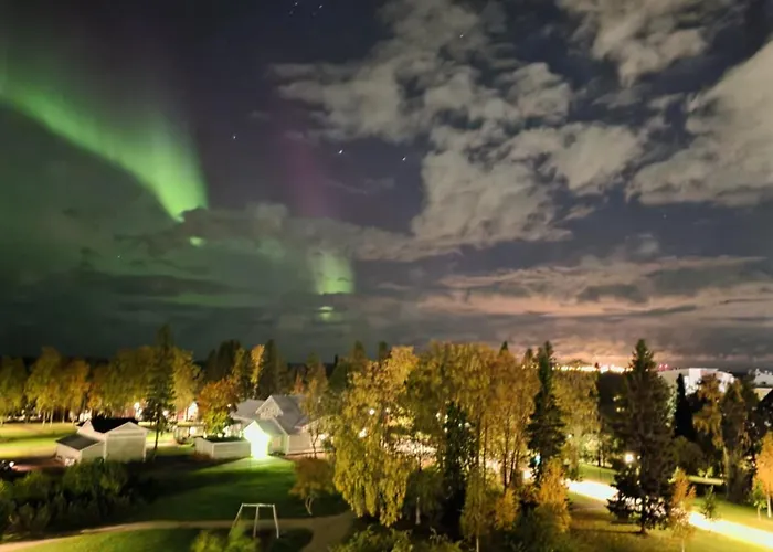 Beautiful With Seaview! 7th Floor Free Parking! Kemi